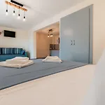 Lantställe Cyclades Luxury Nea Poteidaia