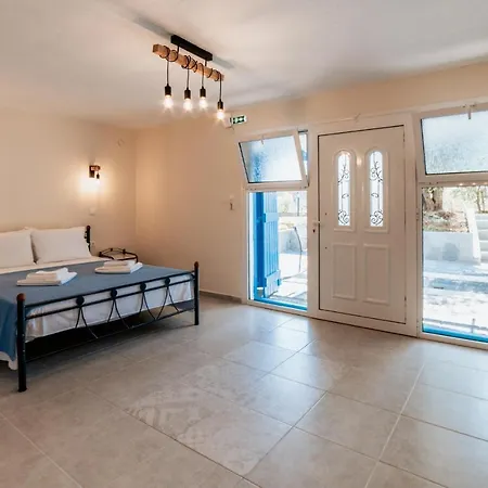 Cyclades Luxury Νέα Ποτίδαια