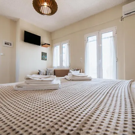 Cyclades Luxury Νέα Ποτίδαια